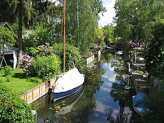 <span class="mw-page-title-main">Tiefwerder</span> Location and Werder of the Havel in the Berlin district of Spandau