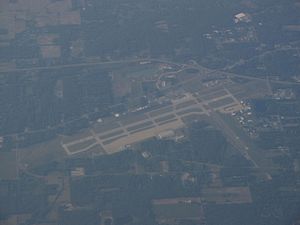 Toledo Express Airport, Toledo, Ohio (7238188140).jpg