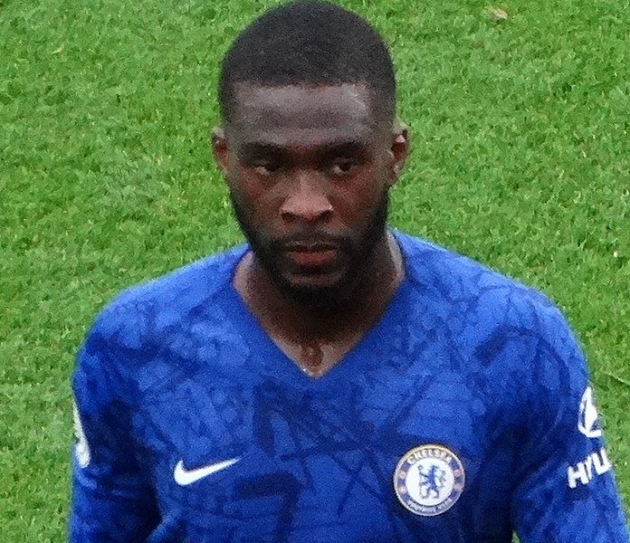 File:Tomori vs Liverpool 2019 (cropped).jpg