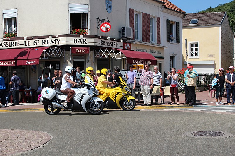 File:Tour de France 2012 Saint-Rémy-lès-Chevreuse 044.jpg