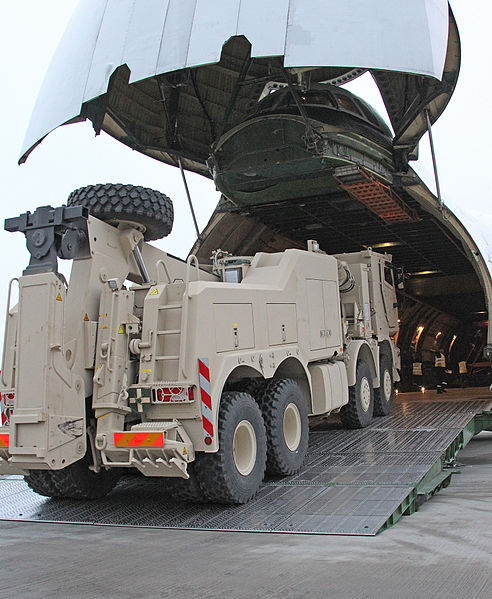 File:Transport von Großgerät nach Afghanistan - SgBAFz Bison.jpg