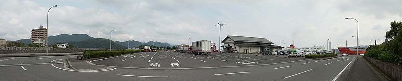 File:Usuki port Ferrie terminal , 臼杵港フェリーターミナル - panoramio.jpg