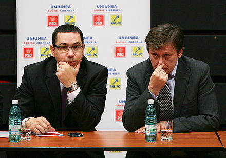 Victor Ponta (PSD) et Crin Antonescu (PNL) en 2011