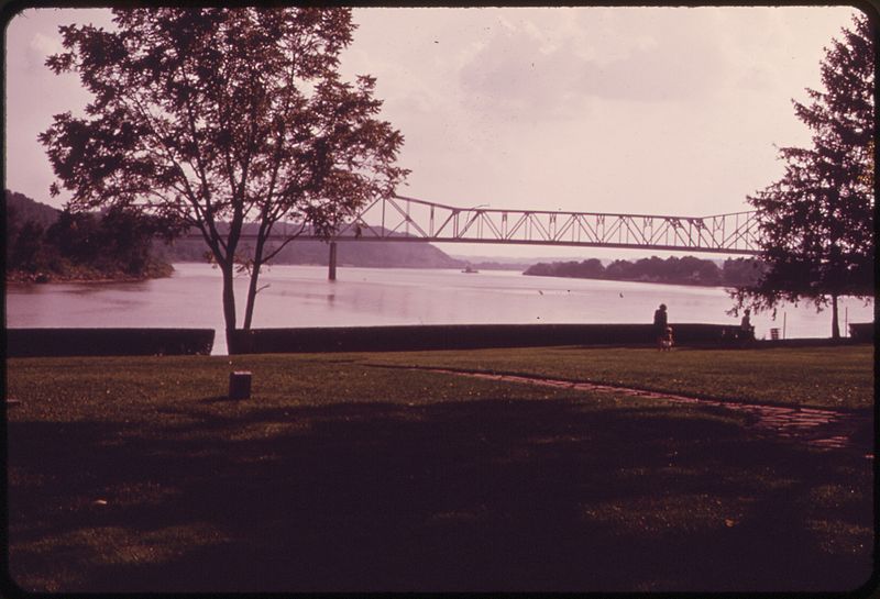 File:VIEW FROM TU-ENDIE-WEI PARK, AT PT. PLEASANT, ON THE POINT FORMED BY THE JUNCTION OF THE OHIO AND KANAWHA RIVERS. THE... - NARA - 551166.jpg