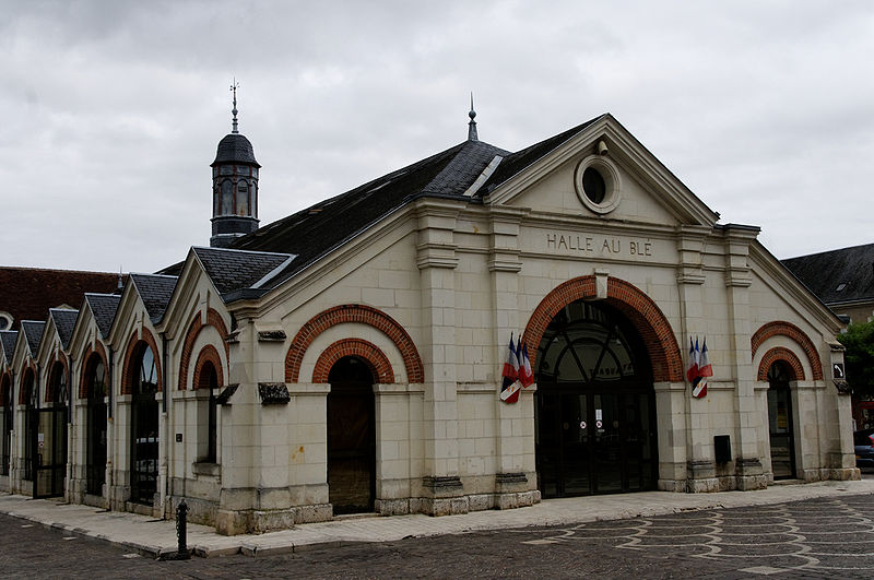 File:Valençay Halle au blé.jpg