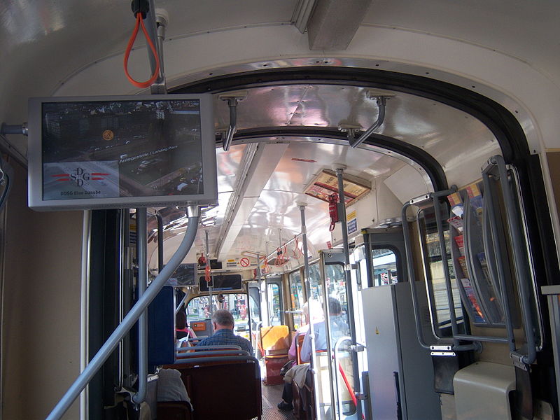 File:Vienna Ring Tram 5.JPG