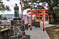 坂本龍馬像と境内社 坂本龍馬神社