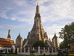 Wat Arun Bangkok Thailand.JPG