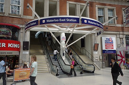 Waterloo station MMB 20