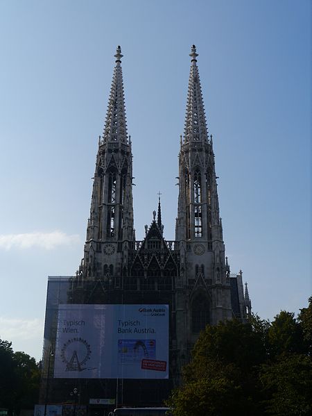 File:Wien Votivkirche Front 2.JPG