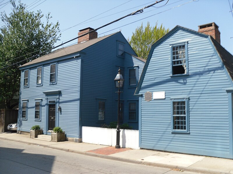 File:185 and 181 Spring Street, Newport, Rhode Island (4887969202).jpg