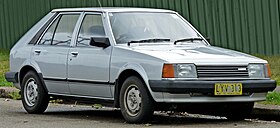 1980-1982 Mazda 323 (BD) Deluxe 5-door hatchback (2010-10-02) 01.jpg