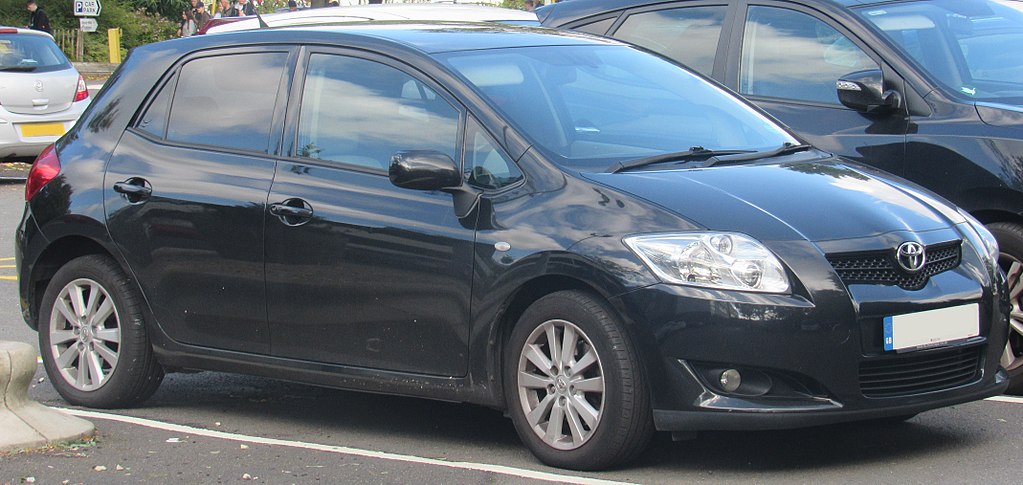 File:Toyota Auris black.JPG - Wikimedia Commons