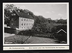 29 Botsfengselet i Oslo, funksjonærboligen med hage, fra album med bilder fra Oslo Botsfengsel, 1935, Anders Beer Wilse, Preus Museum, NMFF.000146-29.jpg