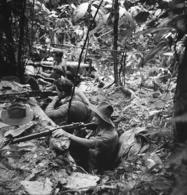 Members of the 2/5th Battalion man defensive positions in New Guinea, August 1943