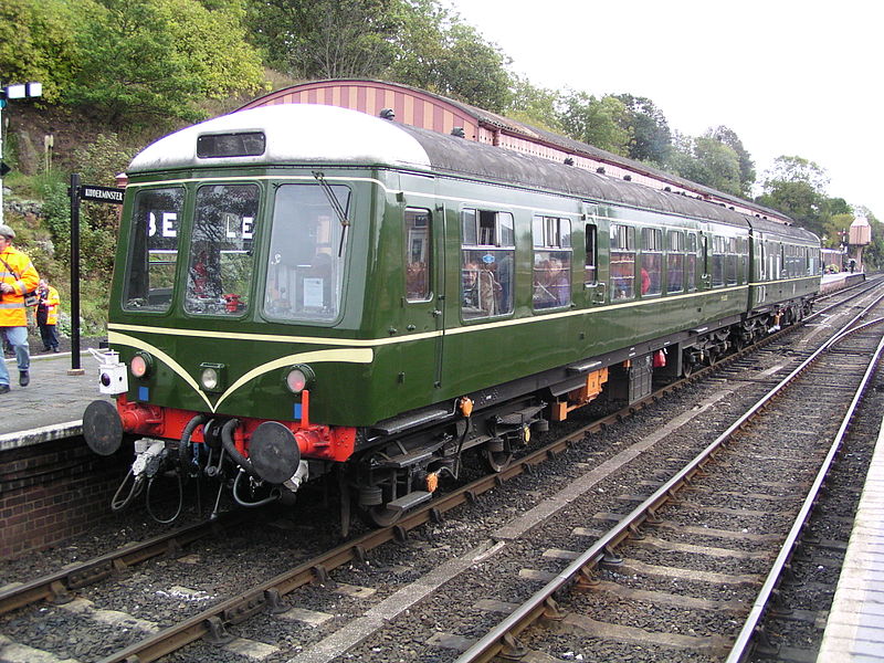 File:56208 and 51935 at Bewdley.JPG