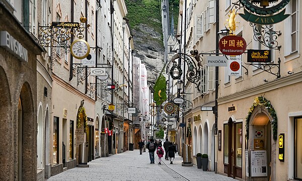 Image: A view from Getreidegasse (Salzburg)