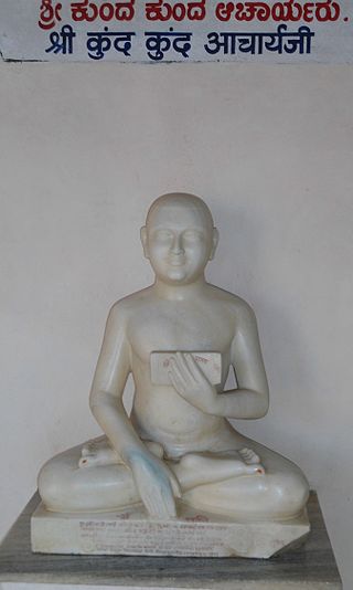 <span class="mw-page-title-main">Digambara</span> One of the two major schools of Jainism