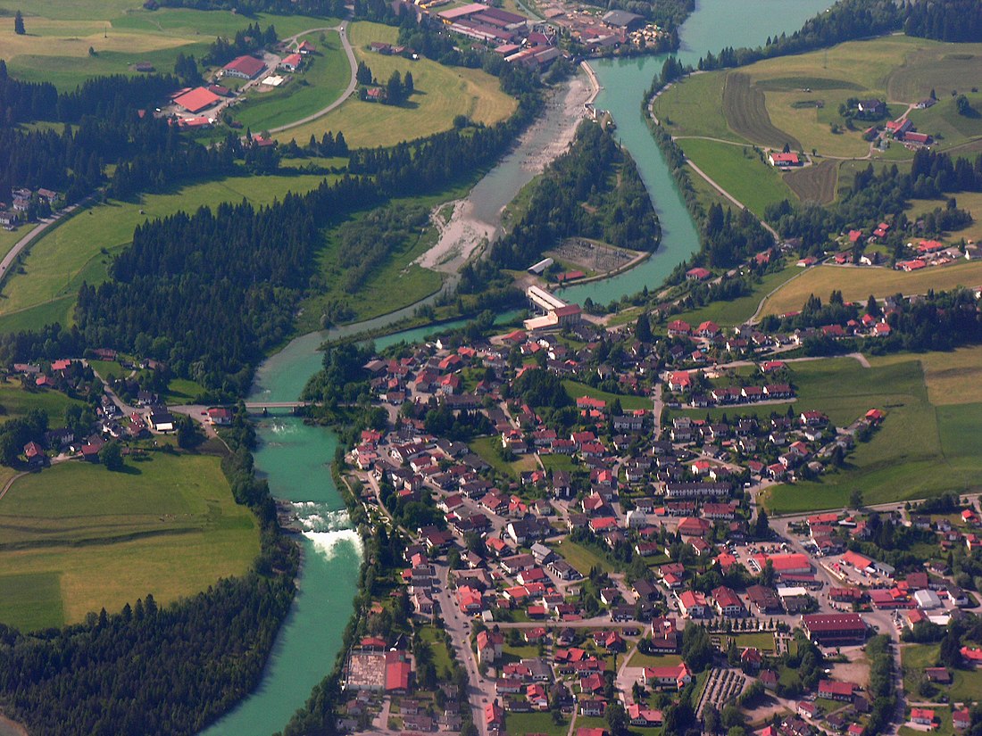 File:Aerials Bavaria.2006 08-45-22.jpg