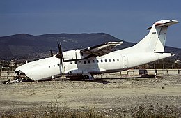 Air Littoral ATR-42-500 F-GPYE.jpg