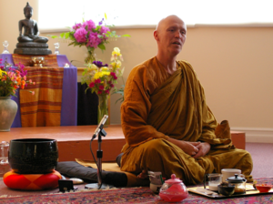 Ajahn Sucitto, abbot of Chithurst Buddhist monastery 1992-2014. Ajahn Sucitto Talk.png