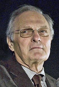 Alan Alda's On His 'Marriage Story' Role and His Podcast – IndieWire