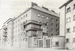 Viviendas en Am Wienerberg, Viena (1925-1927), junto con Rudolf Perco y Karl Dorfmeister