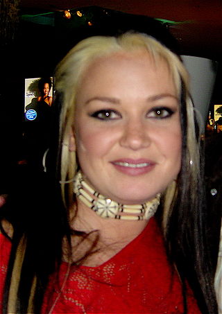 <span class="mw-page-title-main">Amanda Overmyer</span> American singer