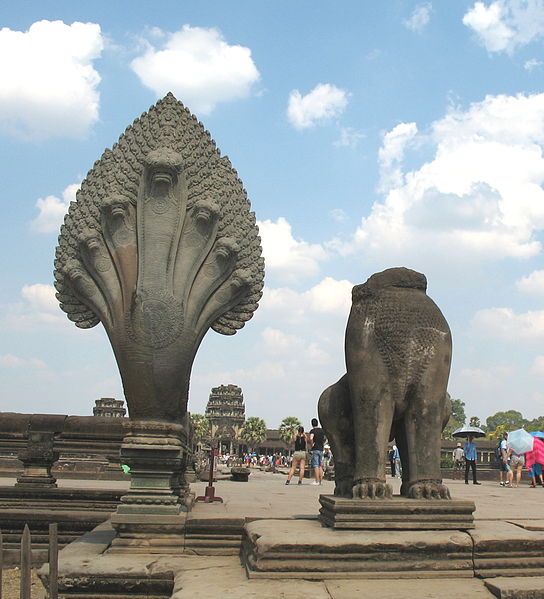 File:Angkor Wat naga and guardian lion.JPG