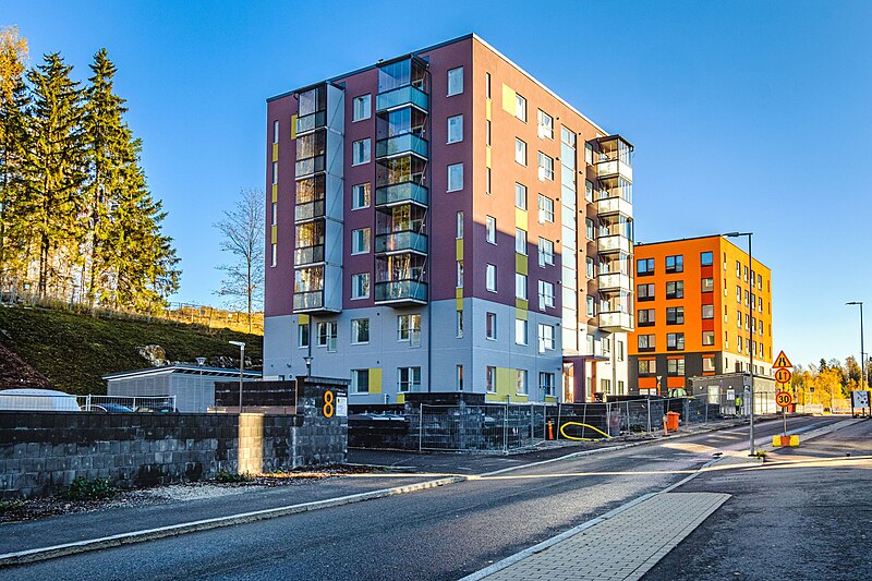 File:Apartment buildings in Kaskela (Hakunila), Vantaa, Finland, 2022 – 03.jpg