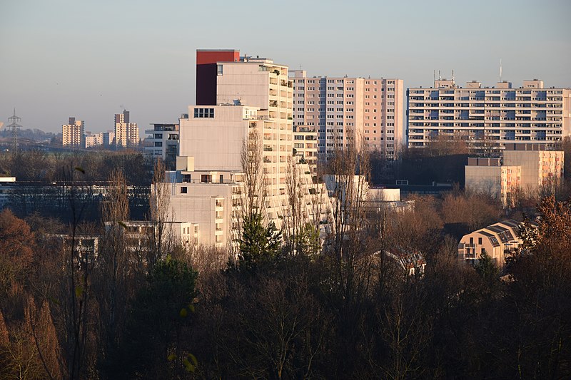 File:Apollo-Hochhaus Stuttgart-Freiberg.JPG