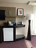 Thumbnail for File:Aria Resort and Casino - Hotel room - Sarah Stierch - Feb 2019 10.jpg