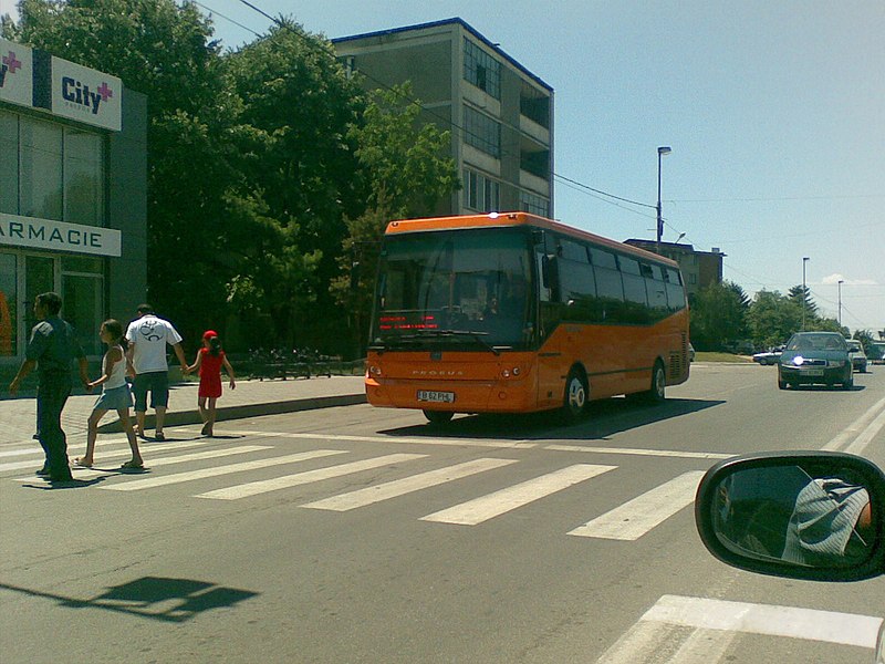 File:Autobuz in Slatina.jpg