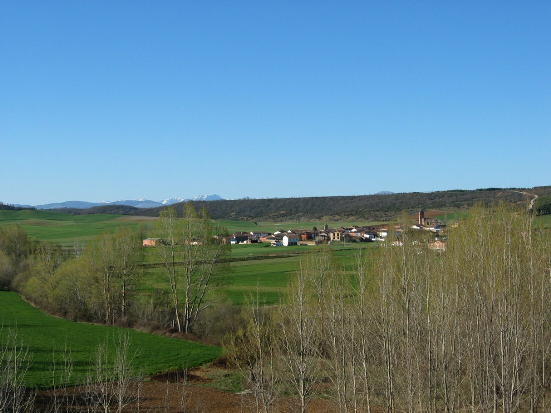 File:Ayuela y su paisaje.jpg