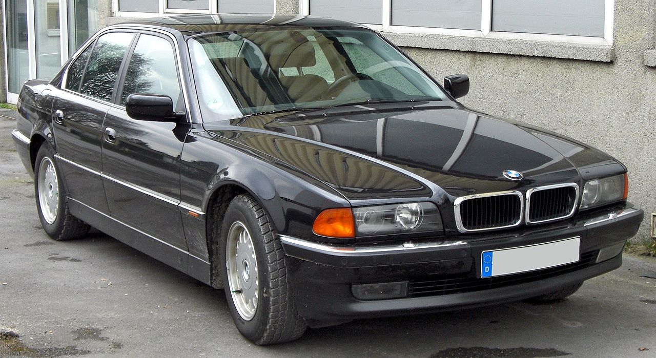 File:BMW 7er (E38) 20090314 front.jpg - Wikipedia