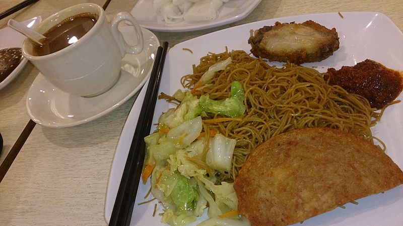 File:Bee hoon and coffee.jpg