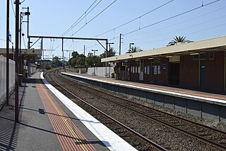 <span class="mw-page-title-main">Blackburn railway station, Melbourne</span> Railway station in Melbourne, Australia