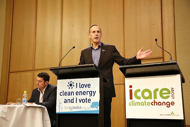 Bob Brown lays out the Greens' climate change policies in the lead-up to the 2007 federal election