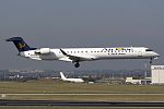 Bombardier CRJ-900ER, Air One CityLiner JP6413210.jpg