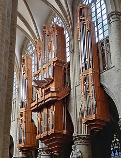 Brüssel, Kathedrale St. Michael und Gudula (Grenzing-Orgel) (9).jpg