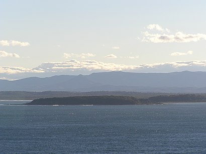 How to get to Broulee Island Nature Reserve with public transport- About the place