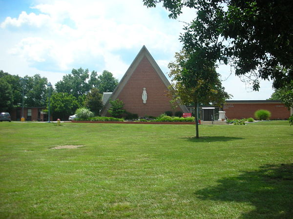 Canning Hall (left), Immaculate Conception Chapel (center), and Frische Hall (right).