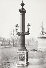 Place de la Concorde, colonne rostrale, 1878