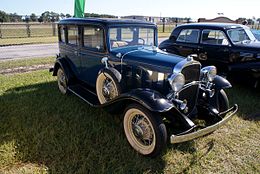 Chevrolet Confederate Series BA 1932 RSideFront RoarNSoar FOF 13Nov2010 (14590416765) .jpg