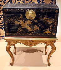 Chinese cabinet; 18th century.