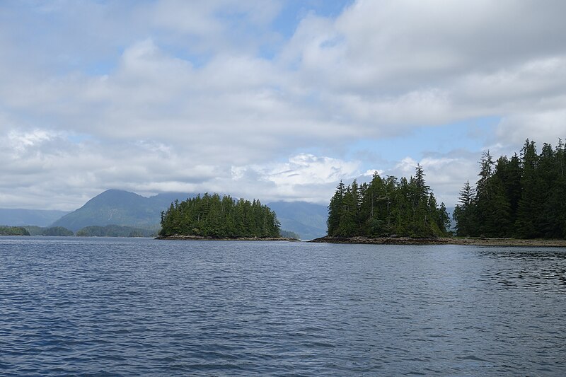 File:Clayoquot Sound1.jpg