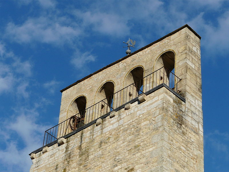 File:Condat-sur-Vézère église clocher (1).JPG