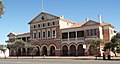 Die stadsaal in Coolgardie, wat hy ontwerp het saam met Edwin Summerhayes.