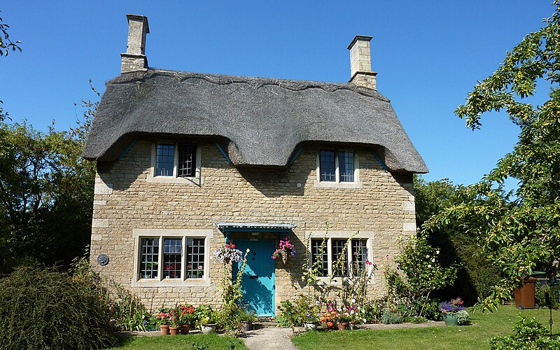 File:Cottage at Ashton, Northants, E Northants.jpg