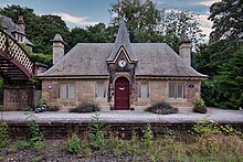 Platform 2 (southbound) is no longer used by trains but its ornate waiting room is used as a holiday cottage. Oasis used it for the cover of their Some Might Say single. Cromford - Cromford Station (Building On East Platform) - 20220904132527.jpeg